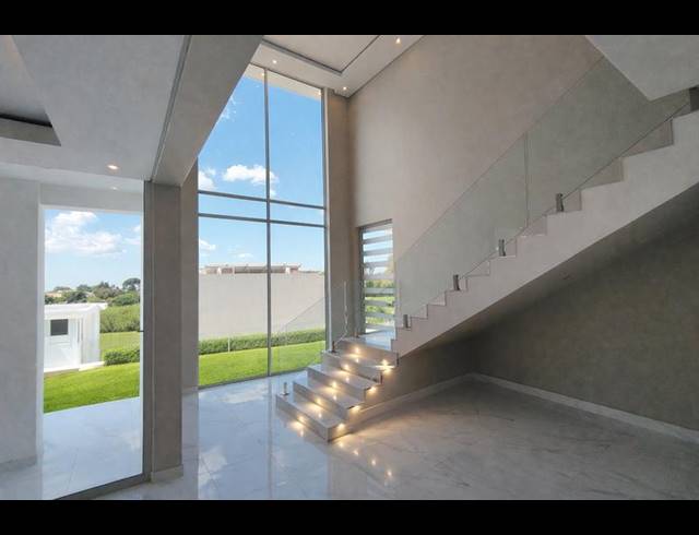 4 BEDROOM PROPERTY TO RENT IN WATERKLOOF HEIGHTS